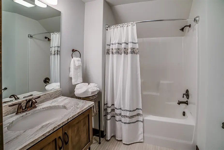 shs_bathroom_remodeling_1_vmajz47vfu88pc46h7y3yg-927x619